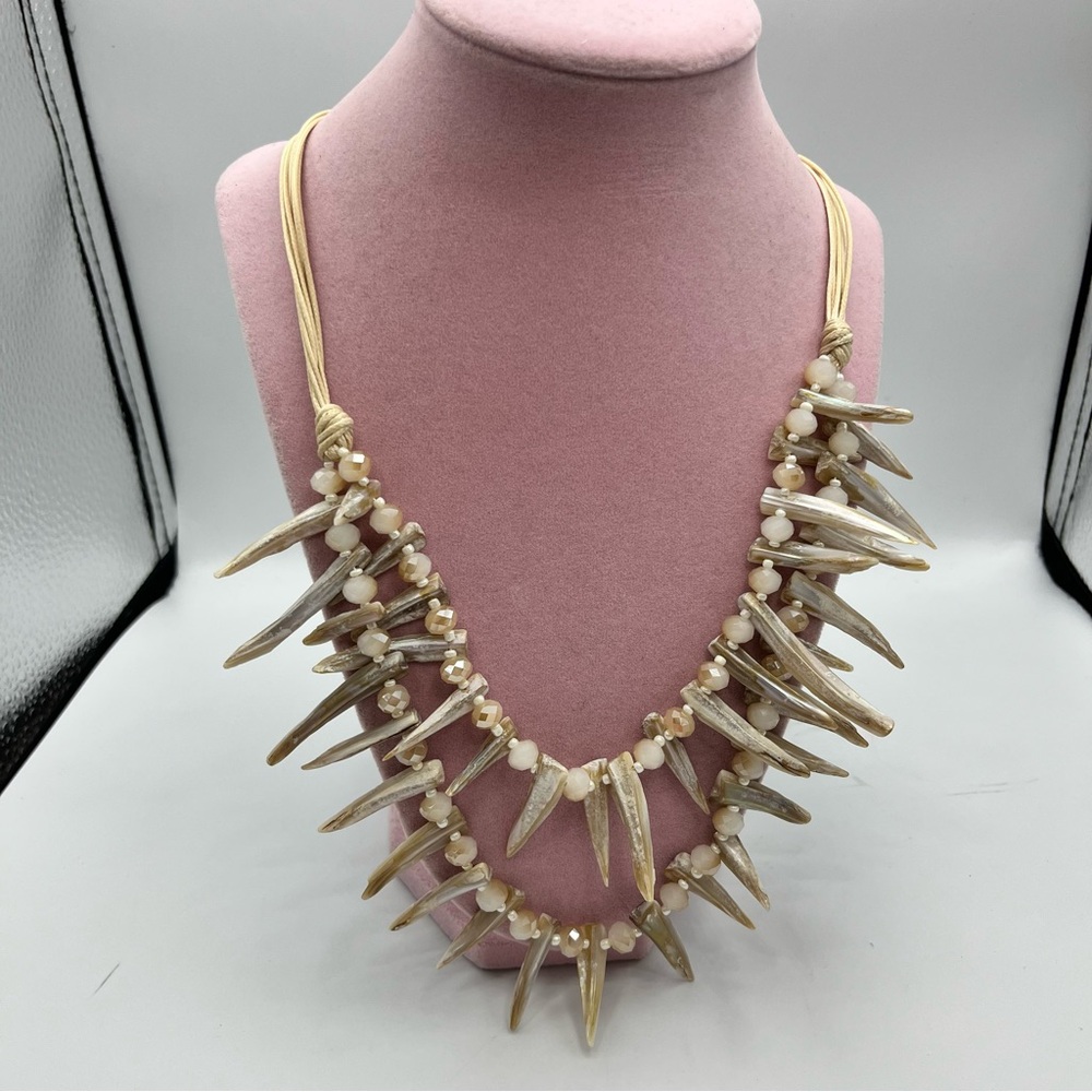 Modern shell Chic Beige and Cream Spike layered Necklace